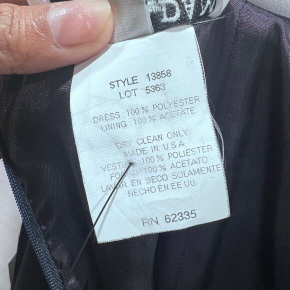 BETSY & ADAM Square Neckline Rhinestone Straps Women's Formal Maxi Dress 6 NEW - Picture 7 of 7